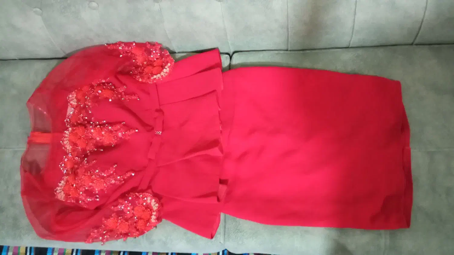 لبتس مجلسی|لباس|تبریز, |دیوار