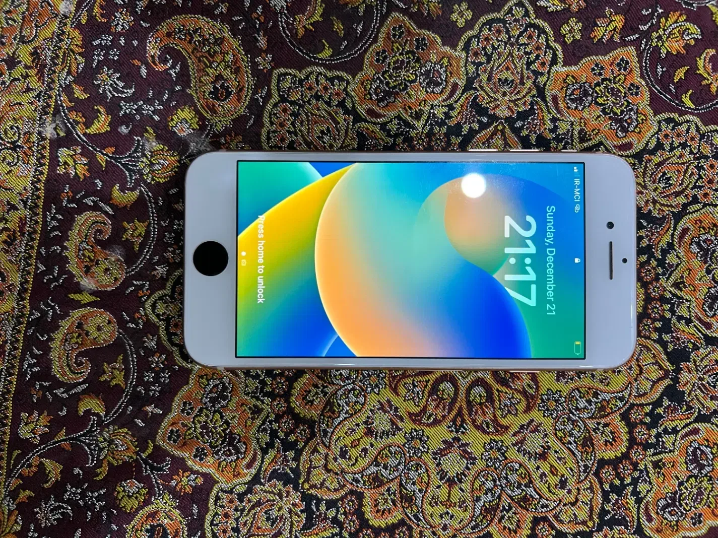 آیفون ۸ بدون خط خش|موبایل|مشگین شهر, |دیوار