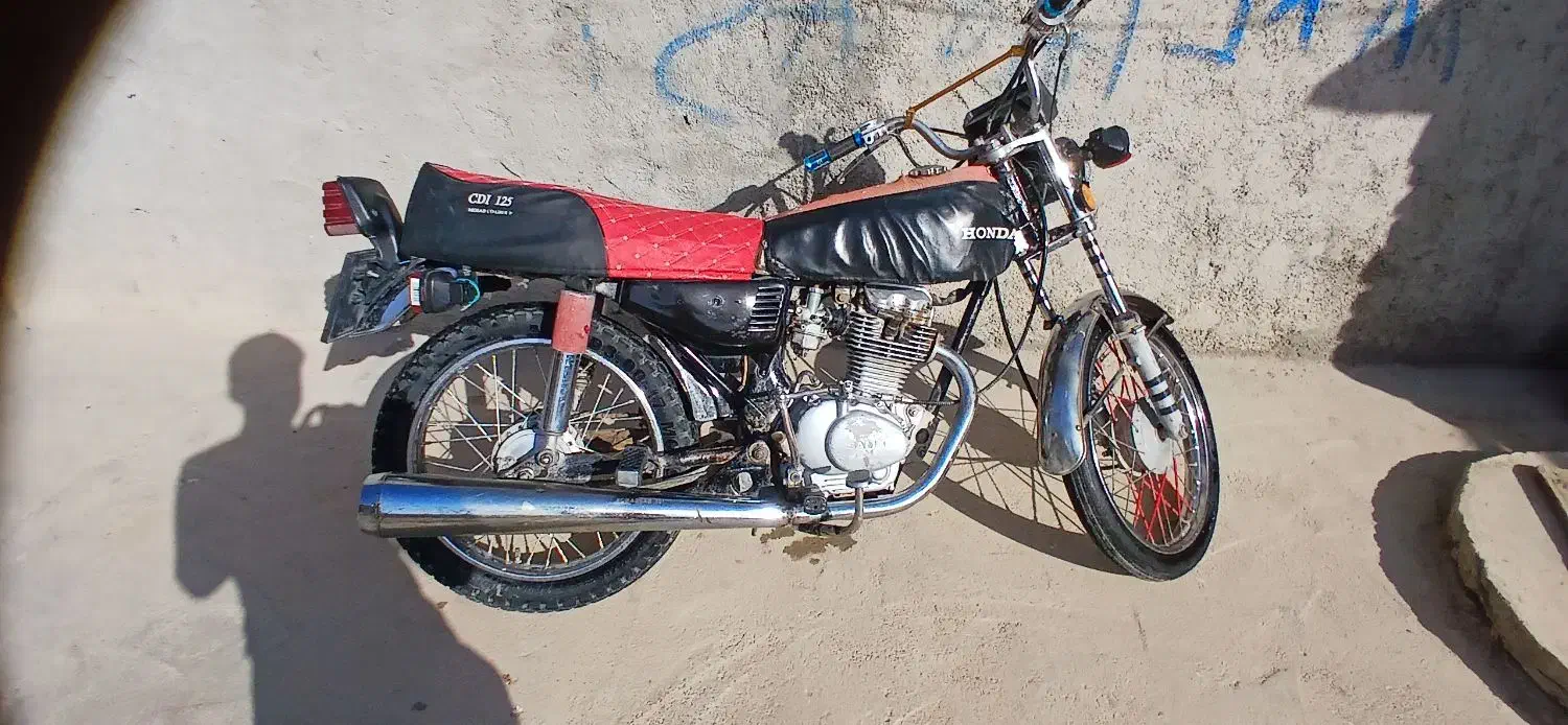 موتور ۱۲۵ مدل ۸۱ تمیز|موتورسیکلت|دورود, |دیوار