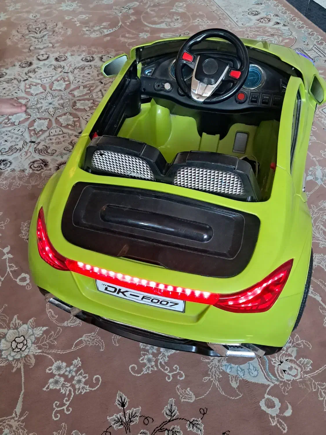 ماشین کنترلی دو نفره در حد نو|اسباب‌‌بازی|بناب, |دیوار