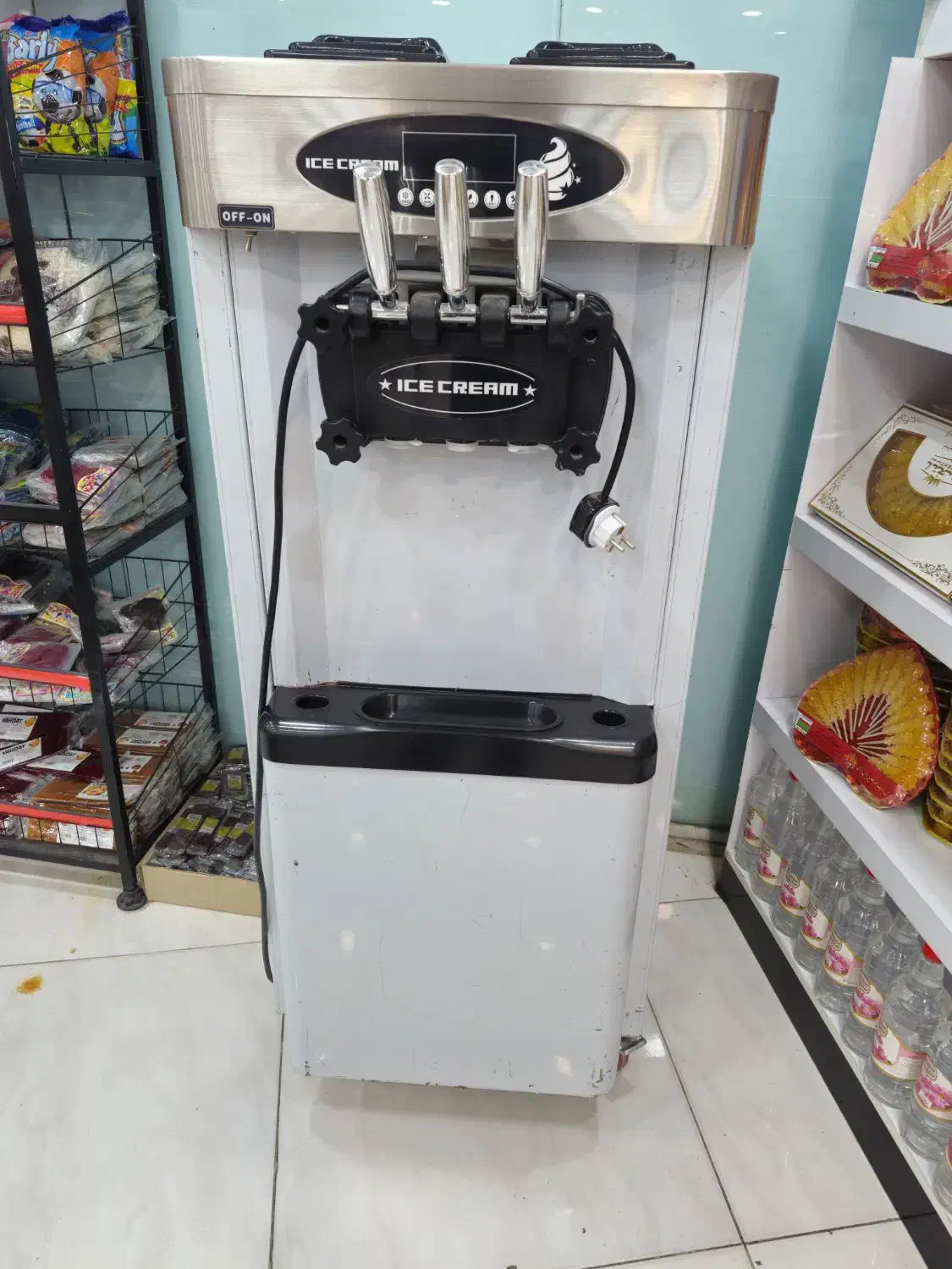 بستنی ساز|فروشگاه و مغازه|خنج, |دیوار