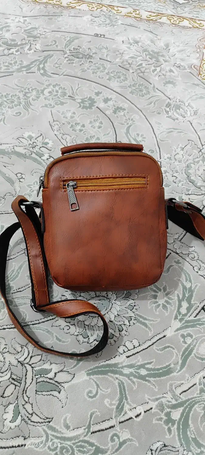 کیف|کیف، کفش، کمربند|یاسوج, |دیوار