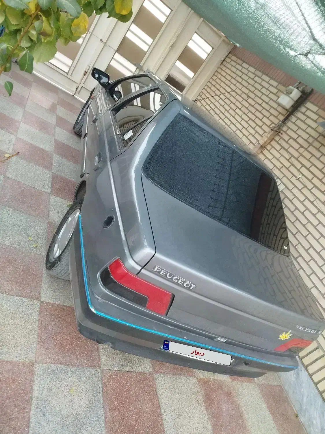 پژو دلفینی مدل83|خودرو سواری و وانت|شاهین‌شهر, شیخ بهایی|دیوار