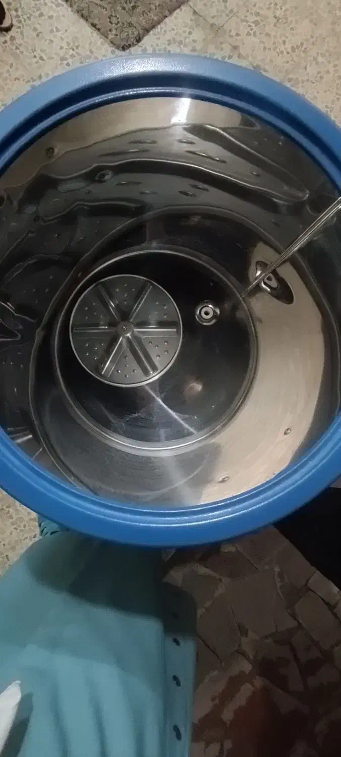 پتوشور و لباسشویی پاکیزان|ماشین لباسشویی و خشککن لباس|زارچ, |دیوار