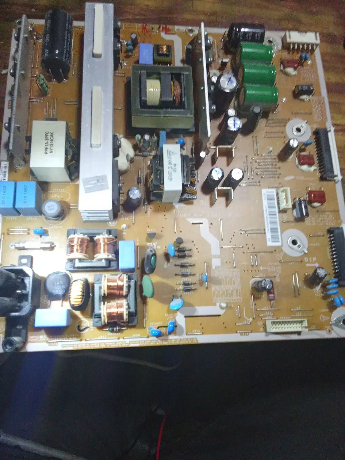 تعمیرات تخصصی الکترونیک ویونیت خودرو|خدمات پیشه و مهارت|ایلخچی, |دیوار