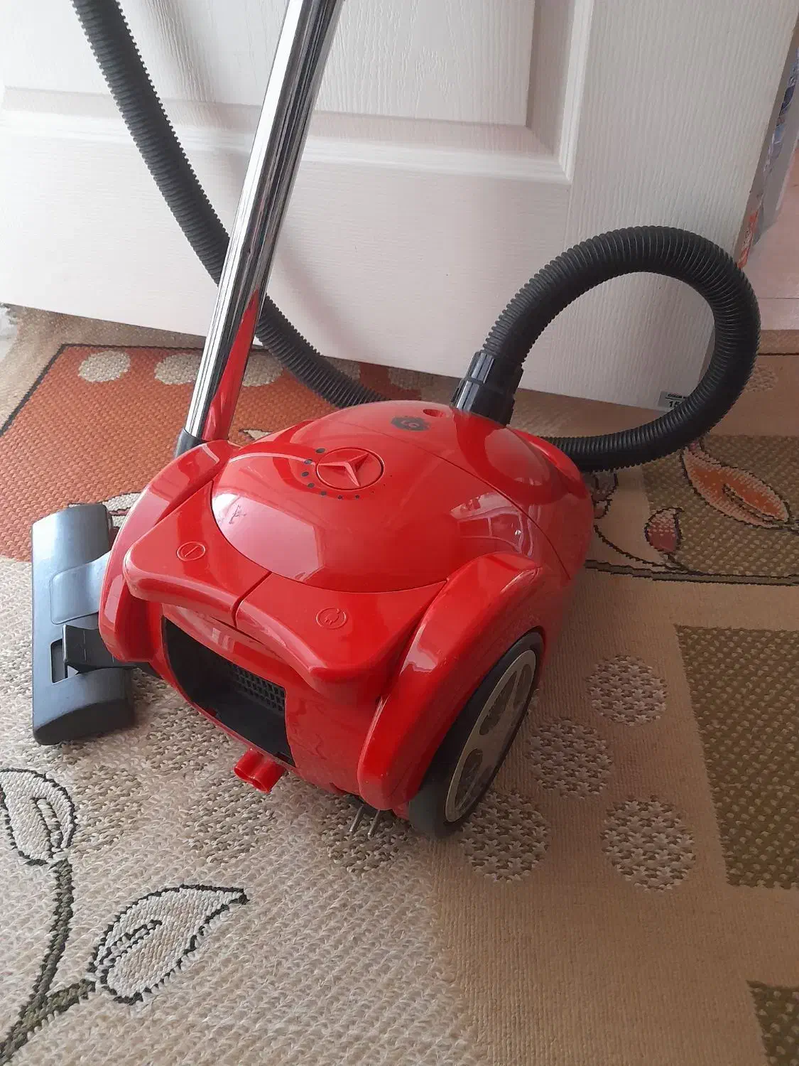 جاروبرقی ال جی کاملا سالم|جاروبرقی، جارو شارژی، بخارشو|پردیس, فاز ۳|دیوار