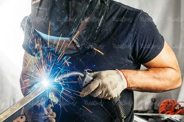 تولید و فروش تیرچه، درب و چهارچوب فلزی|خدمات پیشه و مهارت|پردیس, سیاه سنگ|دیوار