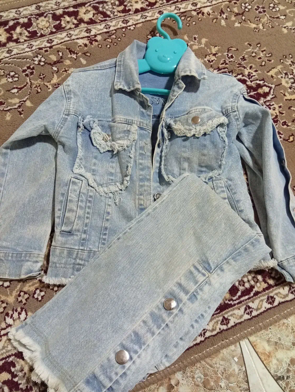 پیراهن مجلسی و کت و شلوار لی|کفش و لباس بچه|تربتحیدریه, داروپخش|دیوار