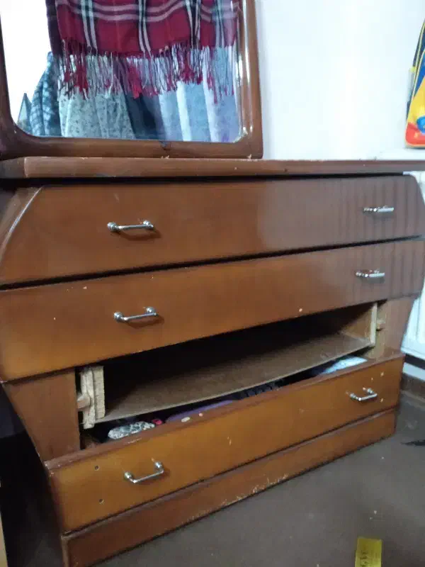 دراور و آینه  تمیز|جاکفشی، کمد، دراور|فولادشهر, مسکن مهر فولادشهر|دیوار