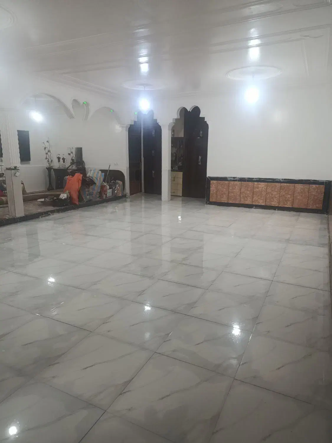 کاشیکاری و نقاشی ساختمان عسکری|خدمات پیشه و مهارت|پلدختر, |دیوار