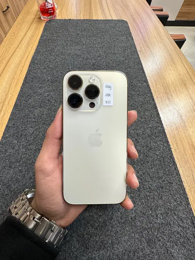 اپل iphone 14Pro Za گیگ مهلت تست|موبایل|مشهد, عامل|دیوار