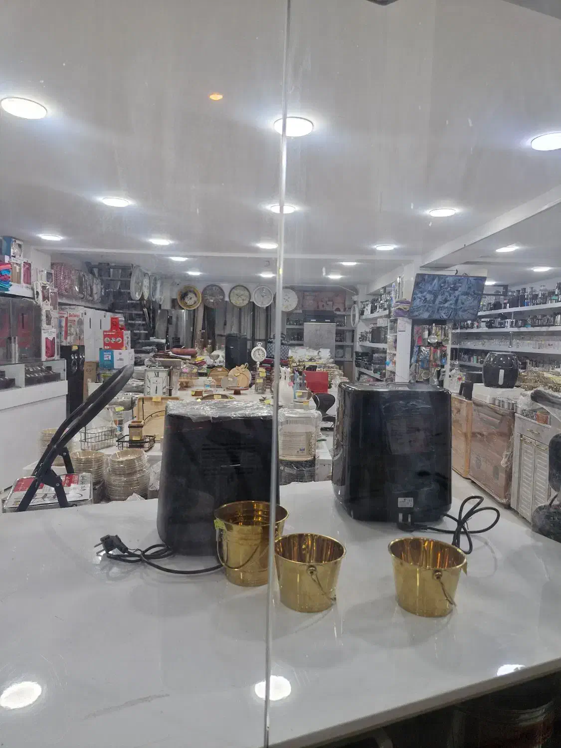 فروشنده جهت کار در کالای خانگی|استخدام خدمات فروشگاه و رستوران|اهواز, کوی آغاجاری|دیوار