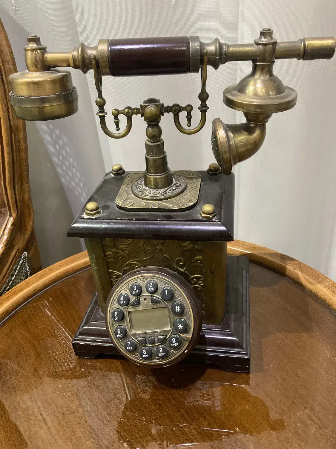 تلفن عتیقه|کلکسیون اشیاء عتیقه|تهران, امام حسین|دیوار