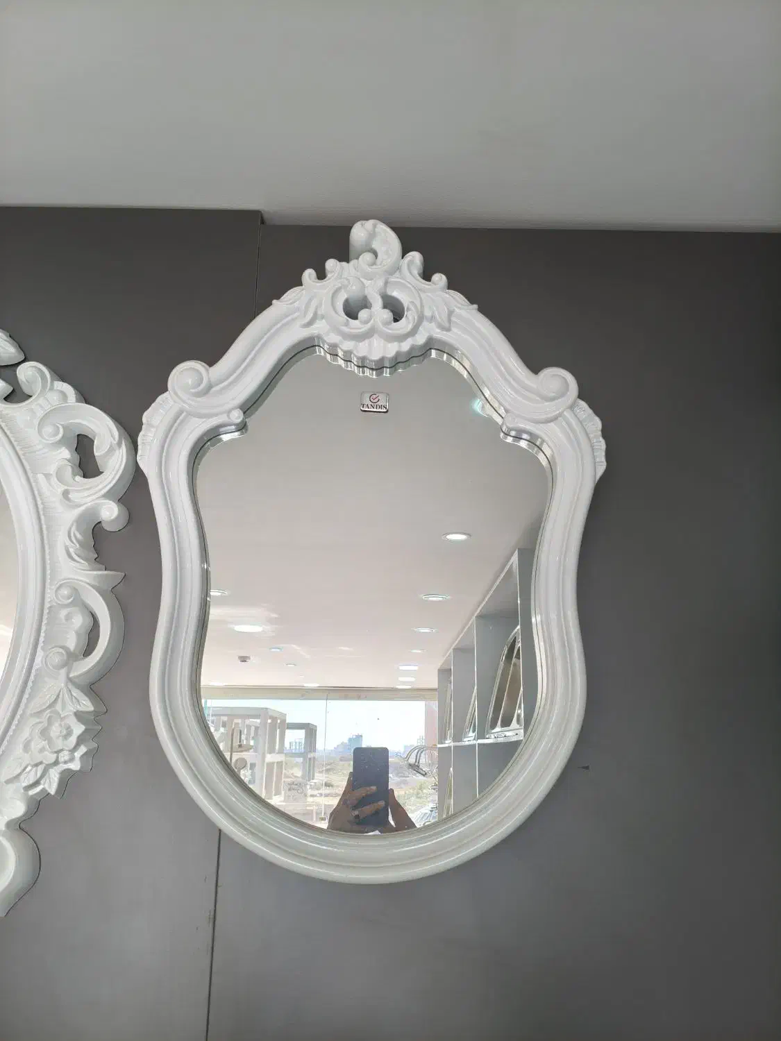 آیینه سلطنتی|آینه|بندرعباس, |دیوار