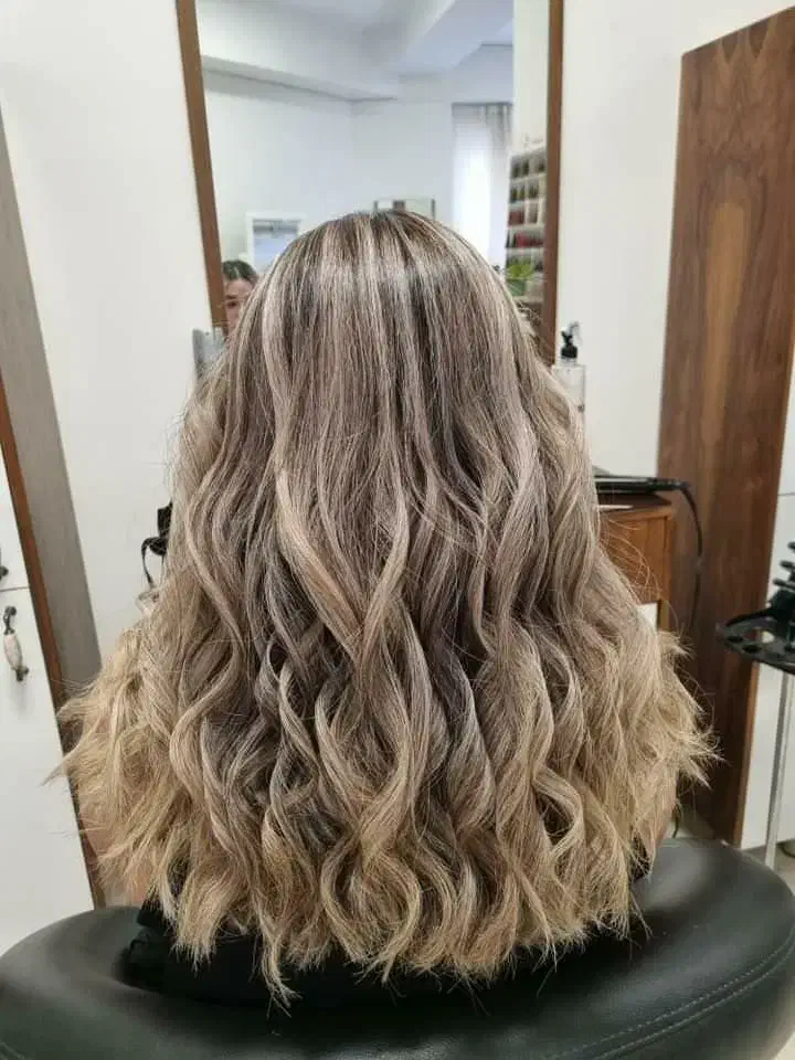 نیاز به مدل جهت عکاسی پیج اینستاگرام|خدمات آرایشگری و زیبایی|تهران, شهرک بوعلی|دیوار