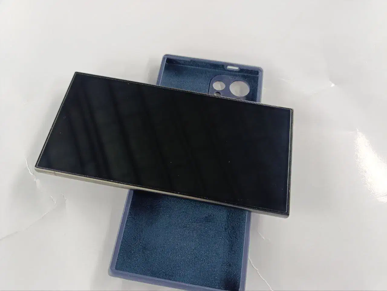 گوشی|موبایل|اندیشه, اندیشه فاز ۱|دیوار