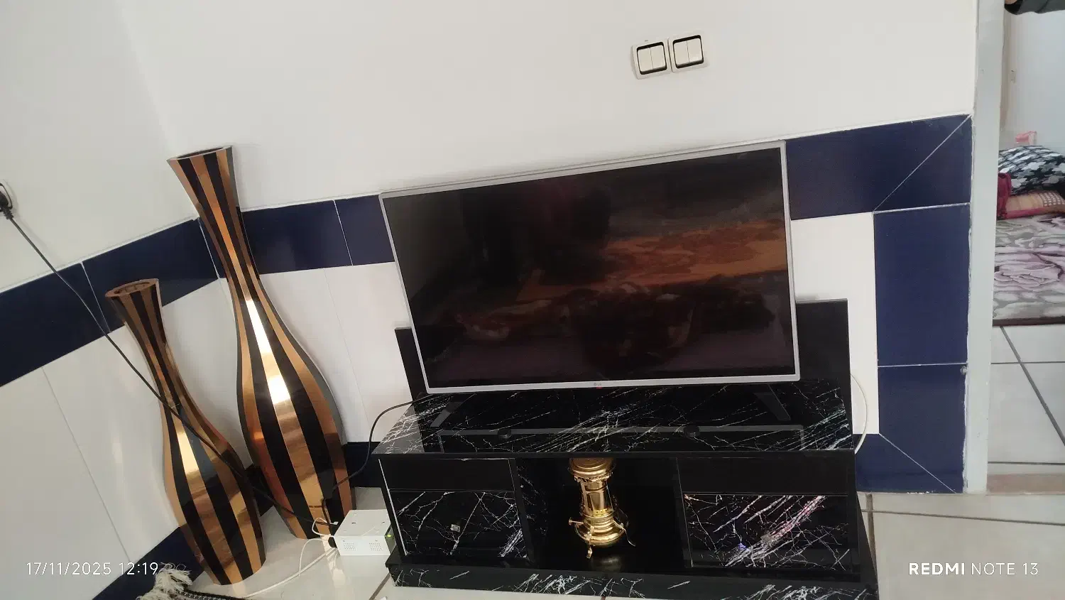 فروش|تلویزیون و پروژکتور|تویسرکان, |دیوار