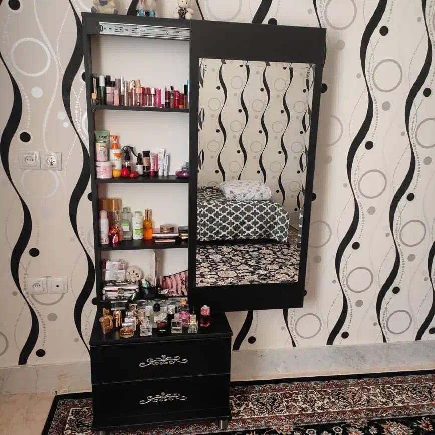 آینه|آینه|خرمدره, |دیوار