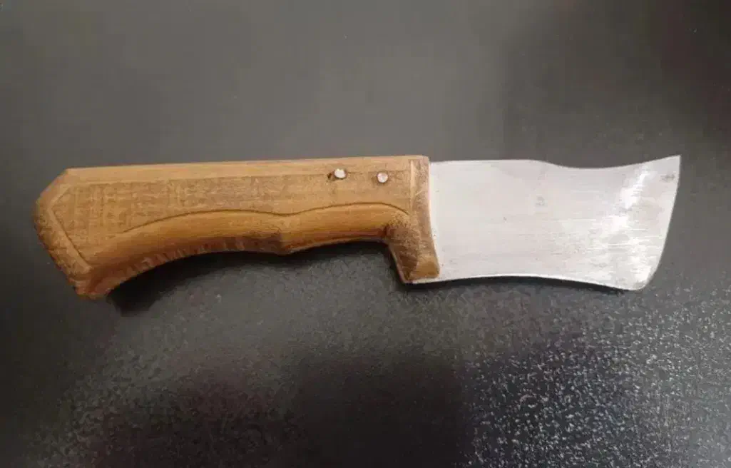 چاقوی زنجان اصل|کلکسیون اشیاء عتیقه|میاندوآب, |دیوار