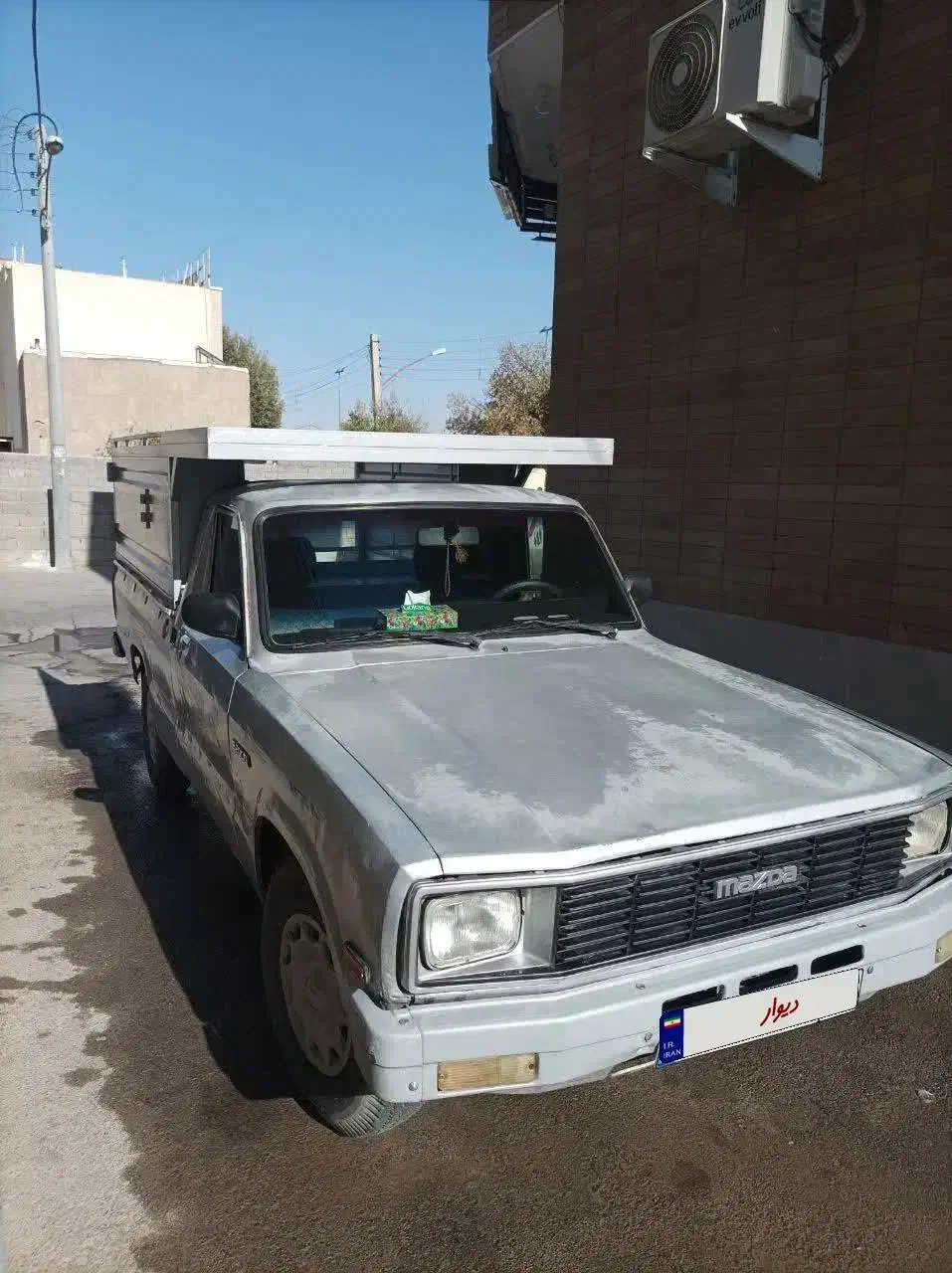 وانت مزدا|خودرو سواری و وانت|شهرضا, |دیوار