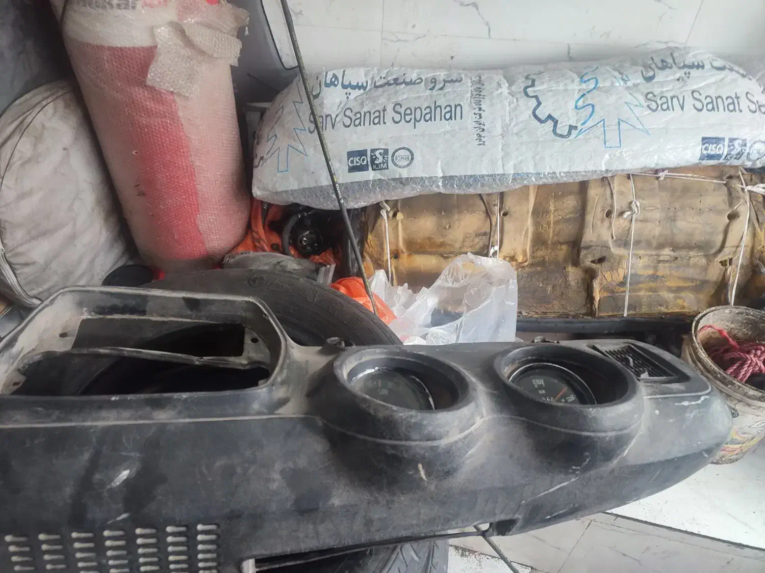 داشبورد پیکان مدل پایین|قطعات یدکی و لوازم جانبی|شیراز, شهرک بهار|دیوار