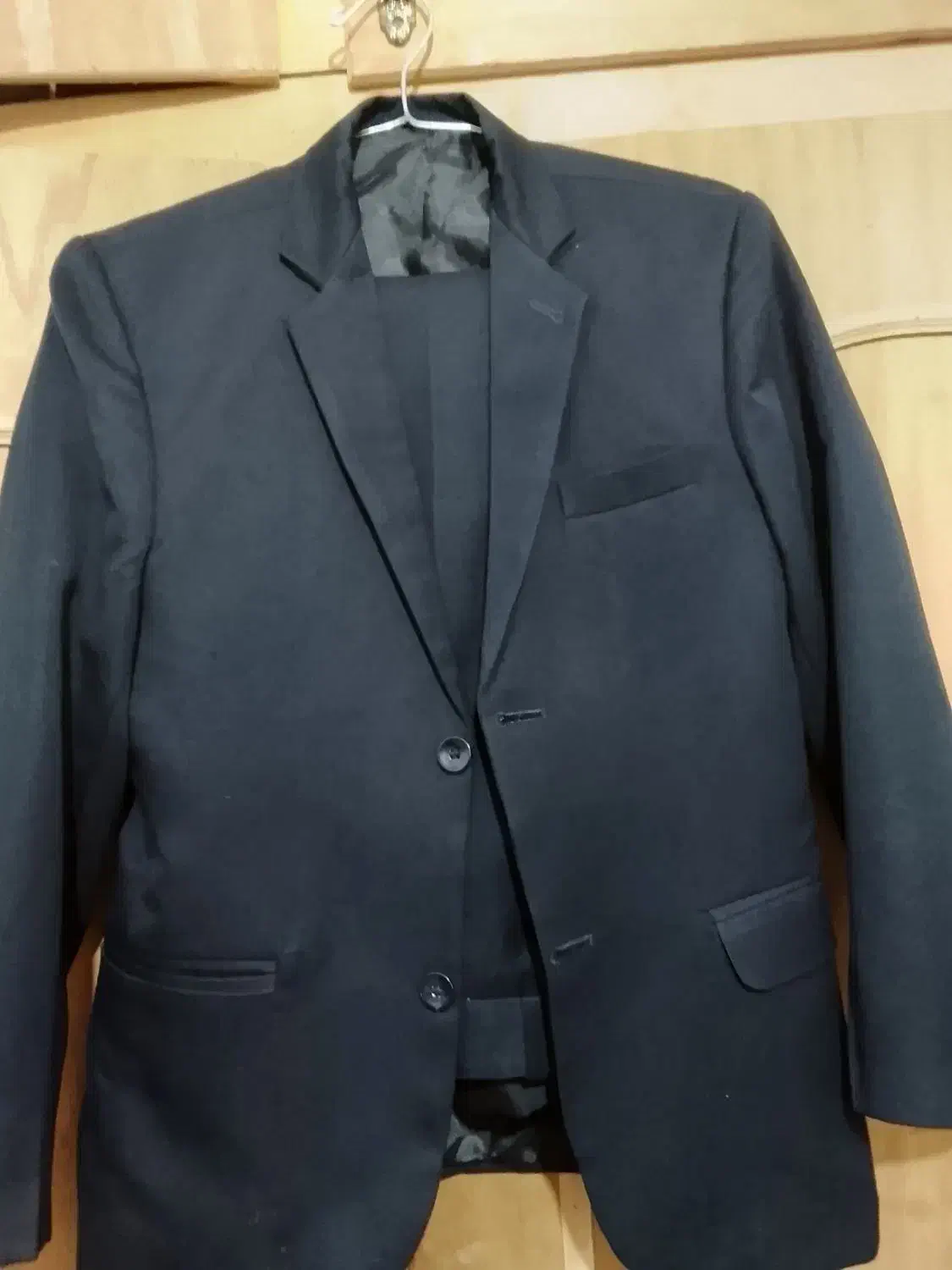 لباس پسرانه|لباس|خوی, |دیوار