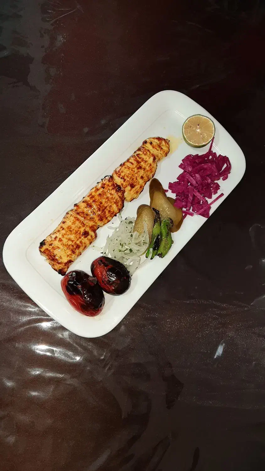 اشپز/کمک اشپز وارد به کباب شیفت شب بدون جای خواب|استخدام خدمات فروشگاه و رستوران|تهران, مسعودیه|دیوار