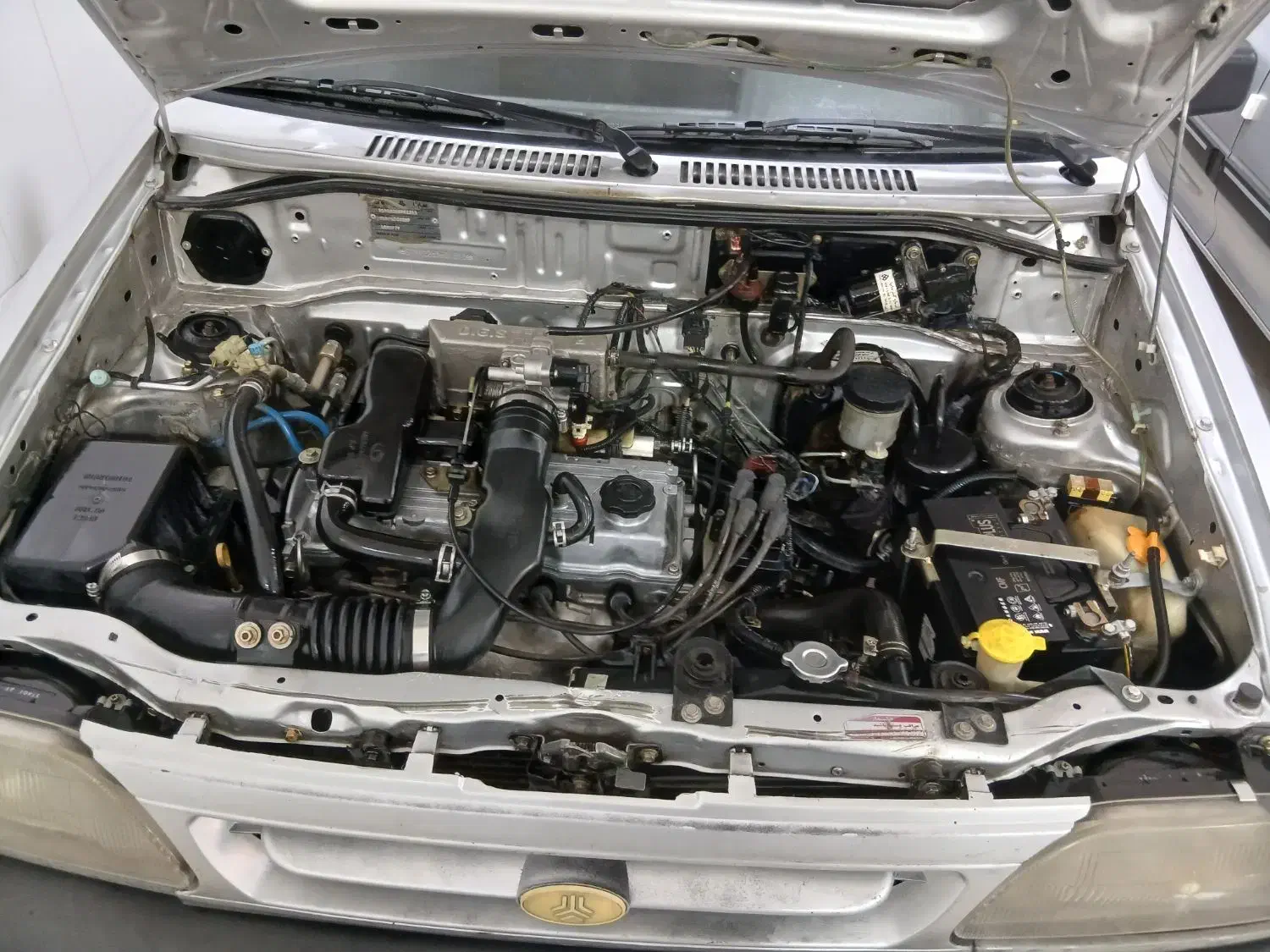 ۸۵بدون رنگ ترک جوش ضربه وآفتاب سوختگی|خودرو سواری و وانت|کرمانشاه, |دیوار