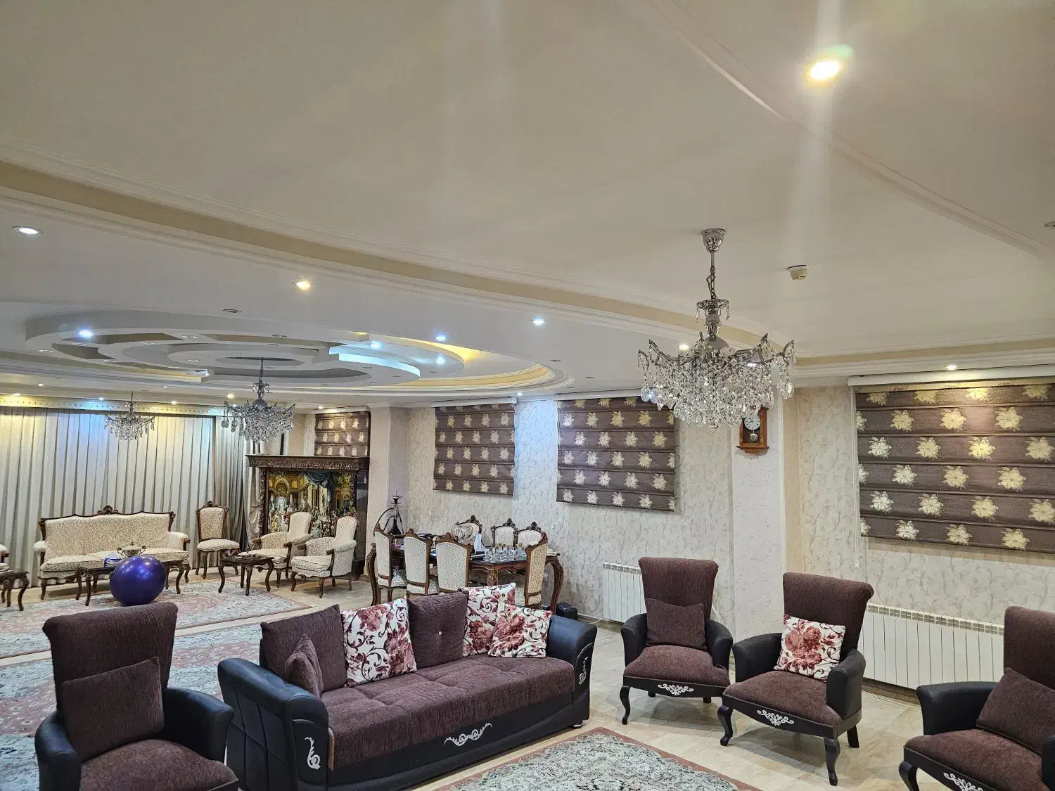 مبل نسبتا تمیر ۷ نفره تبدیل به تخت تاشو|مبلمان خانگی و میز عسلی|تبریز, |دیوار