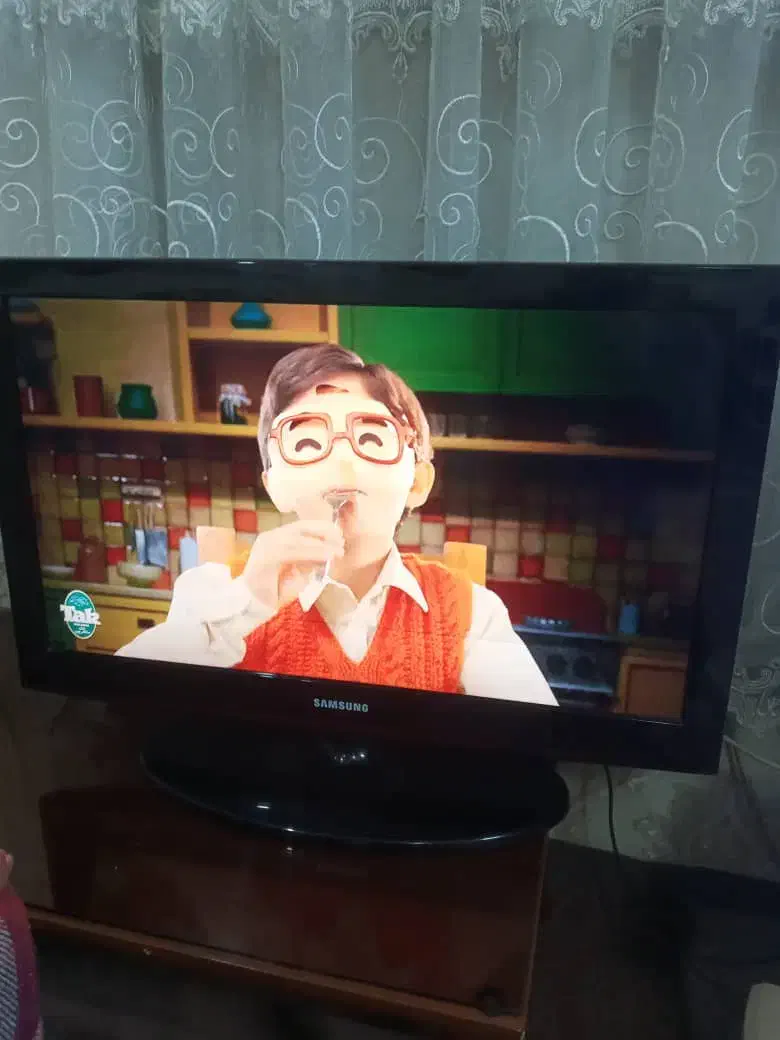 ال سی دی 32 اینج سامسونگ دیجیتال سرخود|تلویزیون و پروژکتور|ری, جوانمرد قصاب|دیوار