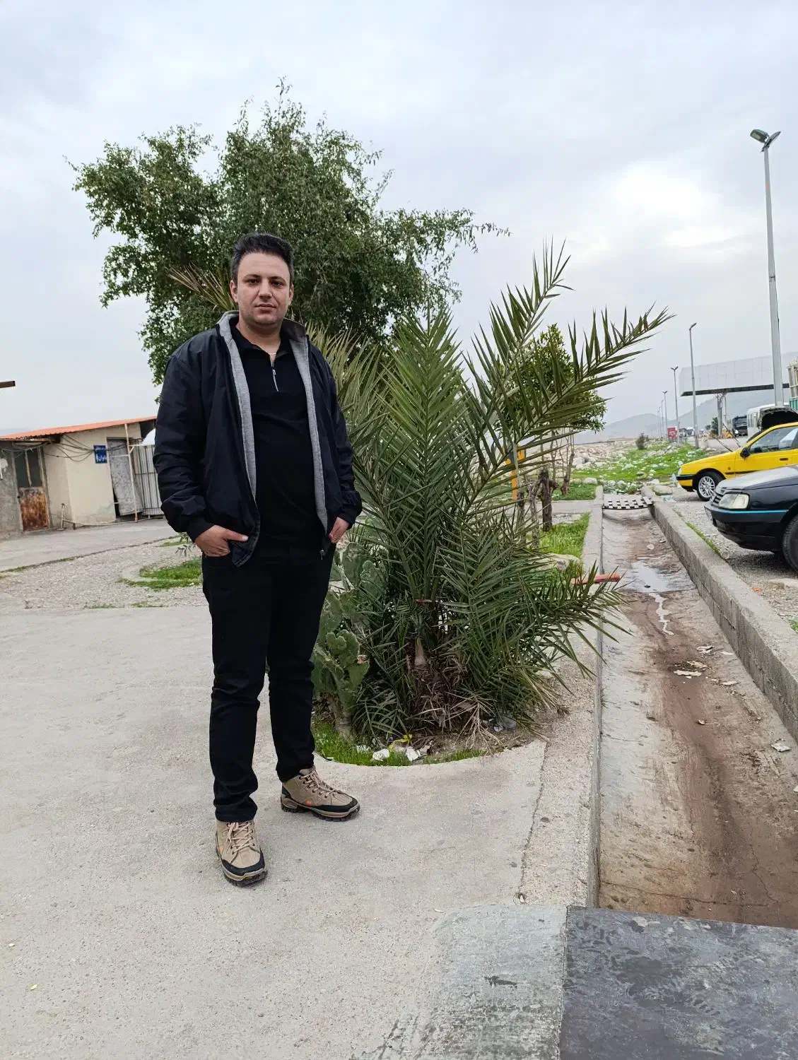 راننده هستم پایه دو دارم|خدمات حمل و نقل|شوشتر, |دیوار