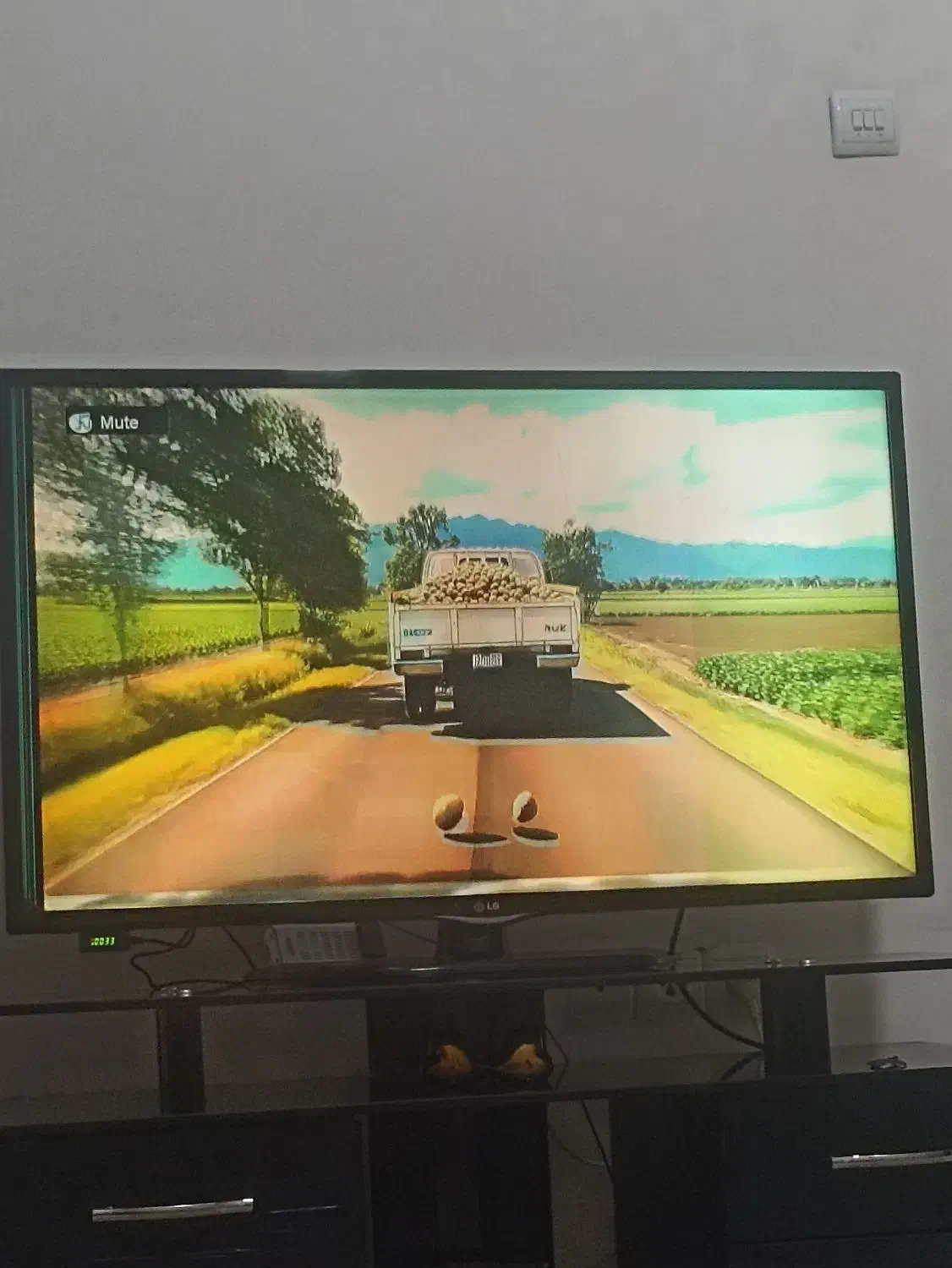 تلویزیون ال جی سایز 43|تلویزیون و پروژکتور|رودهن, |دیوار