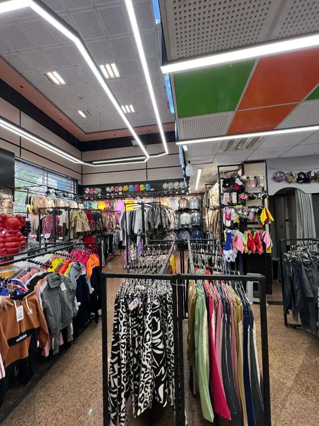 فروشنده خانم|استخدام خدمات فروشگاه و رستوران|گرگان, |دیوار