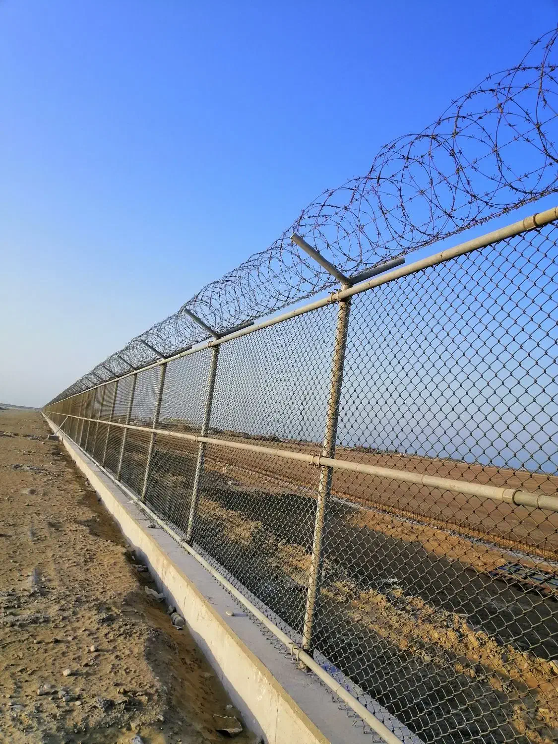 فنس کشی بصورت صفر تاصد|خدمات پیشه و مهارت|اندیشه, اندیشه فاز ۱|دیوار