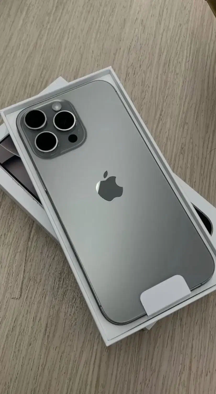 آیفون ۱۶ پرومکس ۲۵۶ در حد نو|موبایل|گرگان, |دیوار