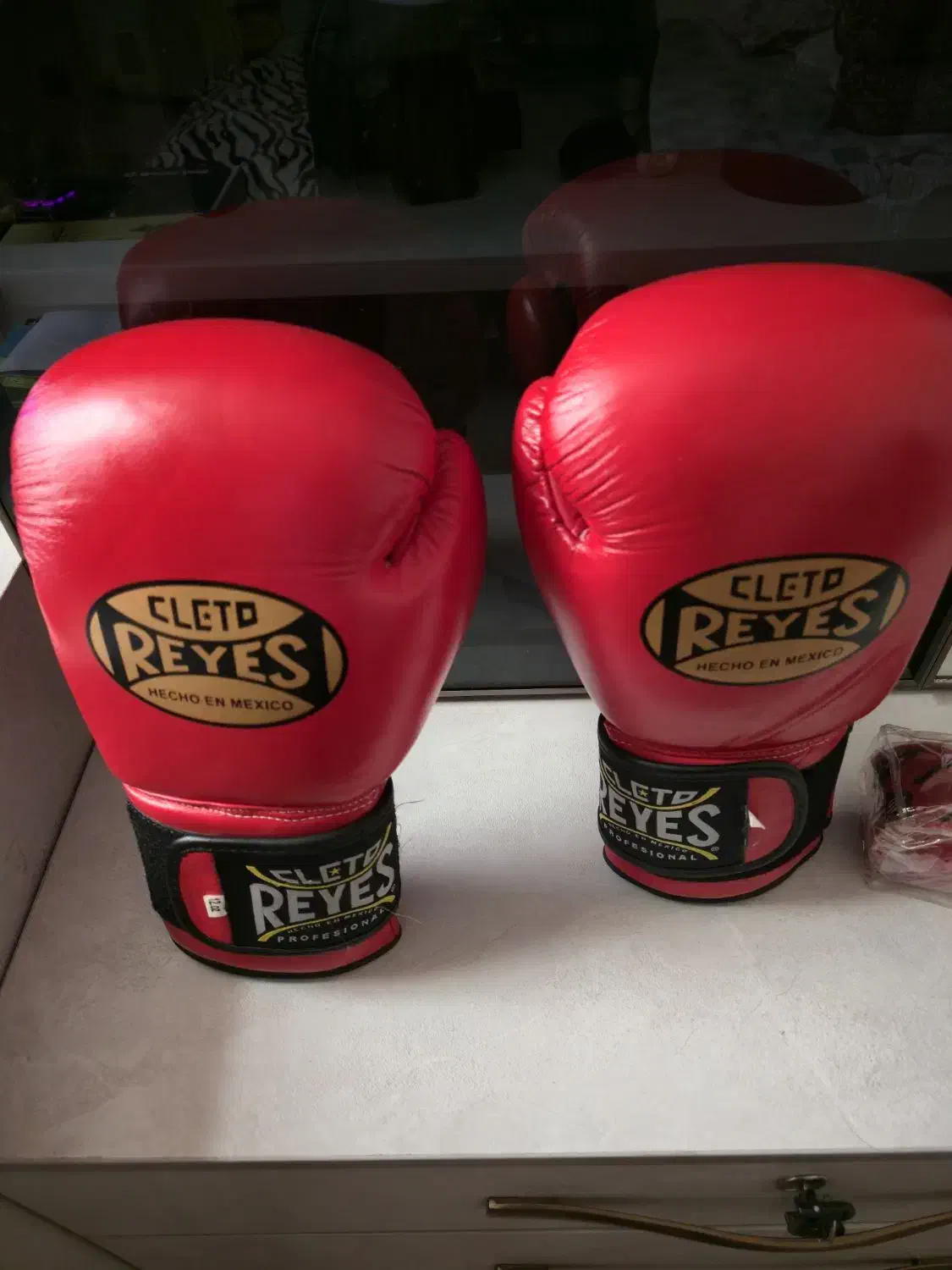 دستکش بوکس Reyes|تجهیزات ورزشی|یزد, |دیوار