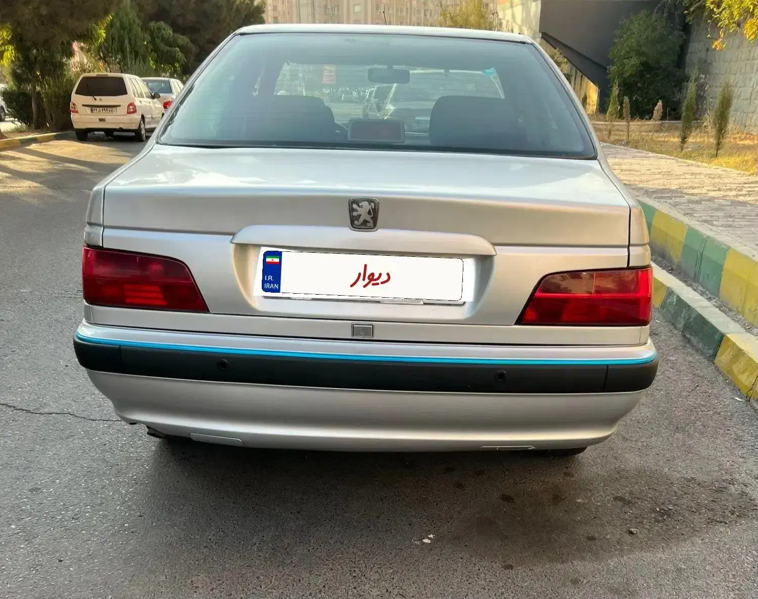 پژو پارس مدل 82|خودرو سواری و وانت|تهران, مینی‌سیتی (شهرک نفت)|دیوار