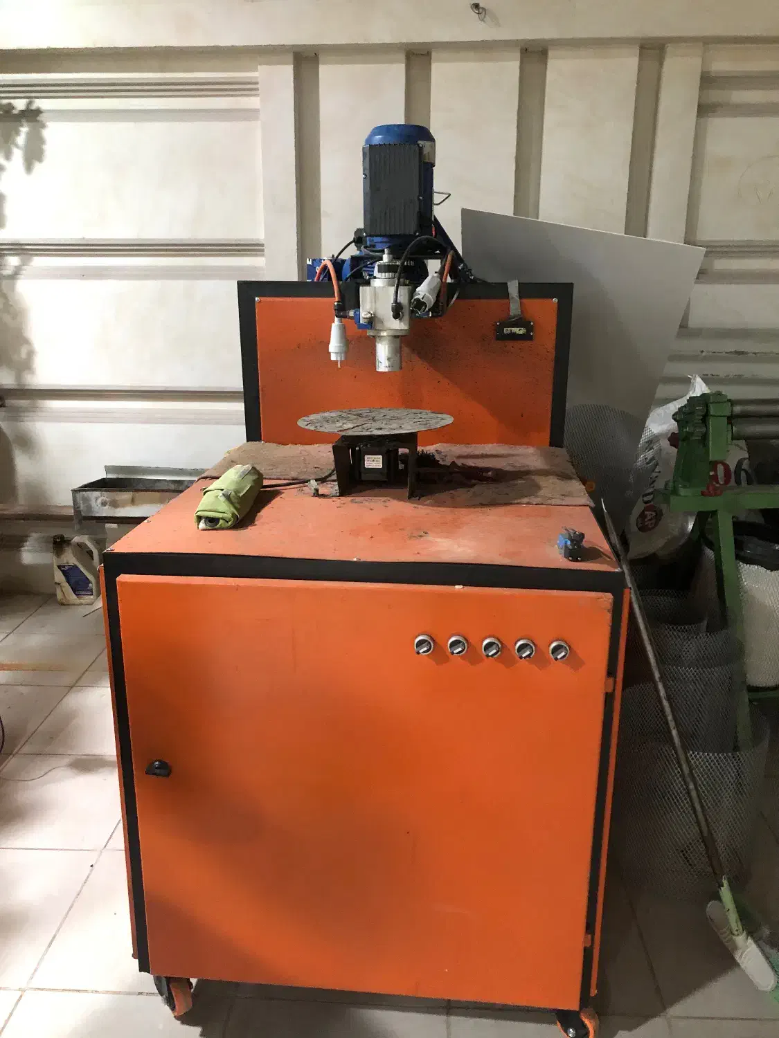 دستگاه تولید فیلتر هوای ماشین سنگین|ماشین‌آلات صنعتی|بردسیر, |دیوار