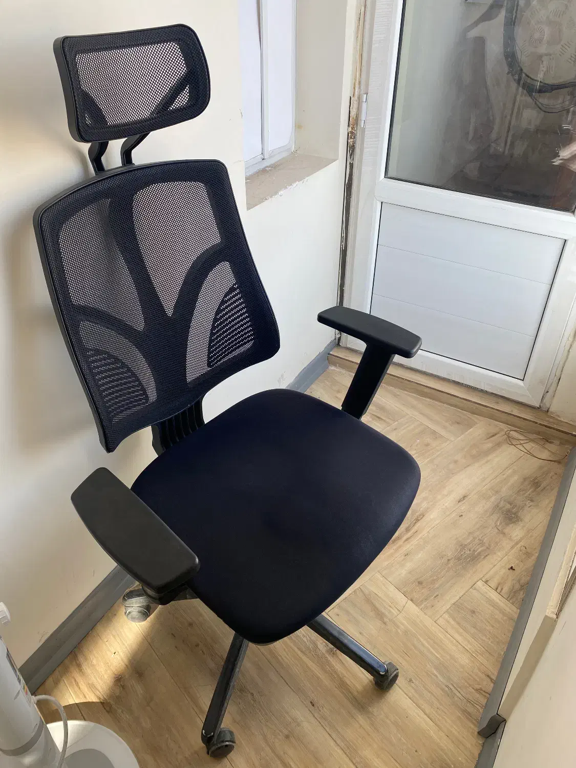 صندلی ارگونومیک|مبلمان اداری|سبزوار, امیر کبیر|دیوار