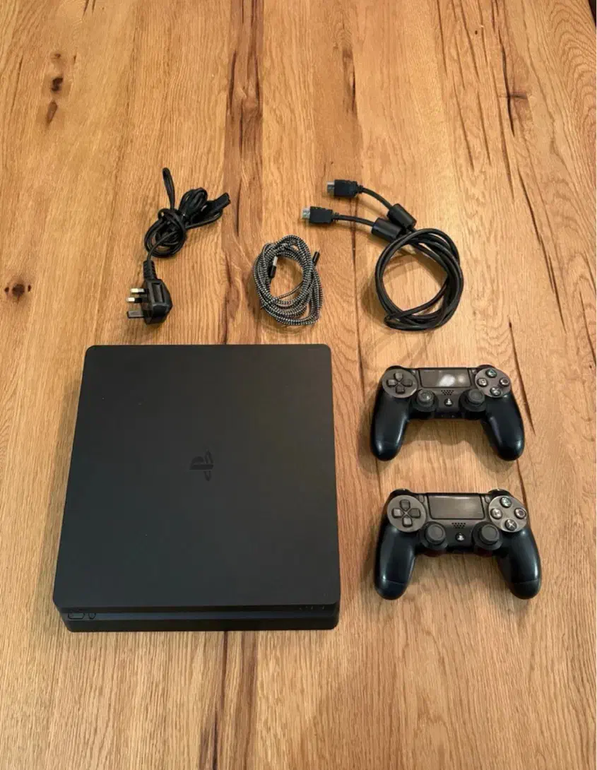 Ps4 Slim 500GB دو دسته همراه بازی|کنسول، بازی ویدئویی و آنلاین|تهران, نازیآباد|دیوار