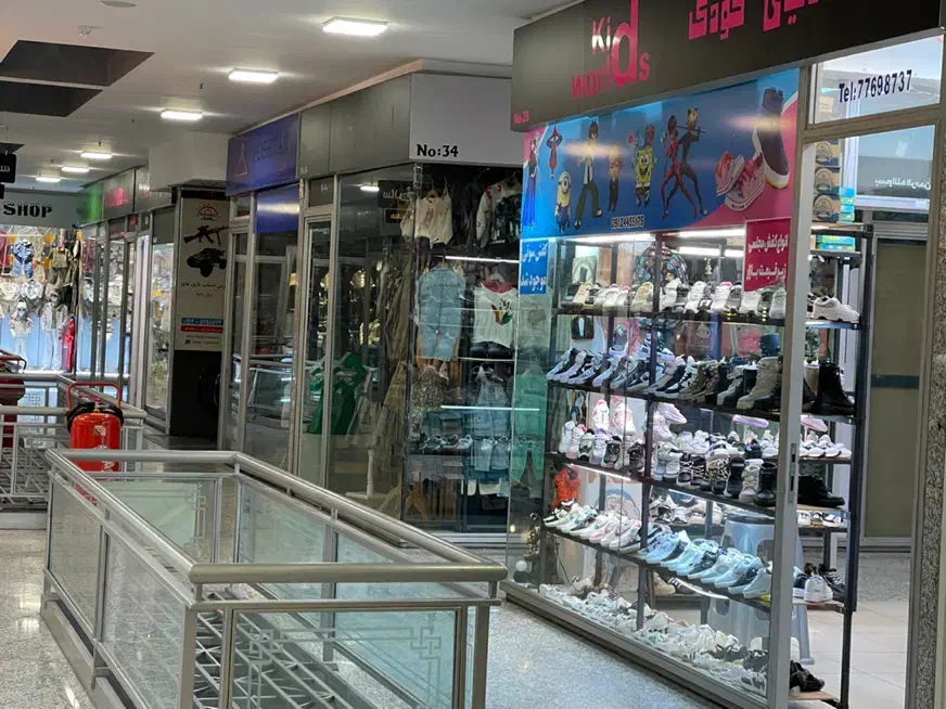 مغازه تجاری ۱۴ متری دونبش در پاساژ امیر|فروش مغازه و غرفه|تهران, نظامآباد|دیوار