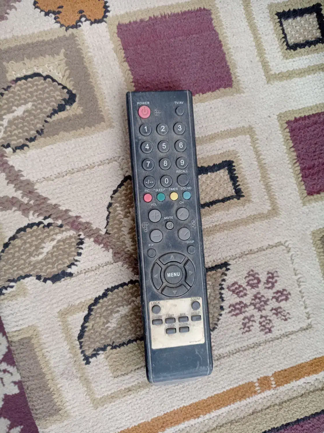 تلویزیون|تلویزیون و پروژکتور|سبزوار, قلعه‌نو دهزار|دیوار