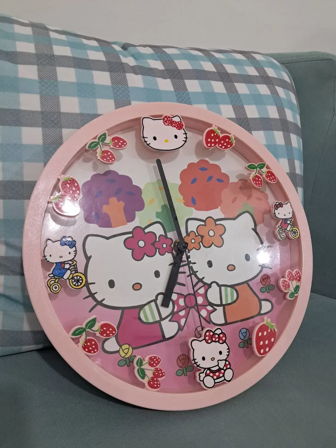 ساعت دیواری اتاق کودک(هلوکیتی)|ساعت دیواری و تزئینی|بندرعباس, |دیوار