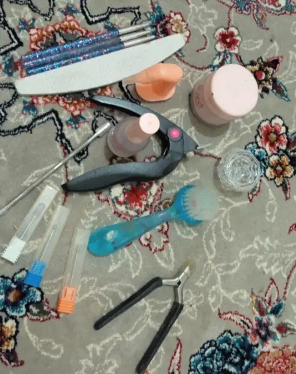 وسایل ناخن کاری|آرایشی، بهداشتی، درمانی|ساوه, |دیوار