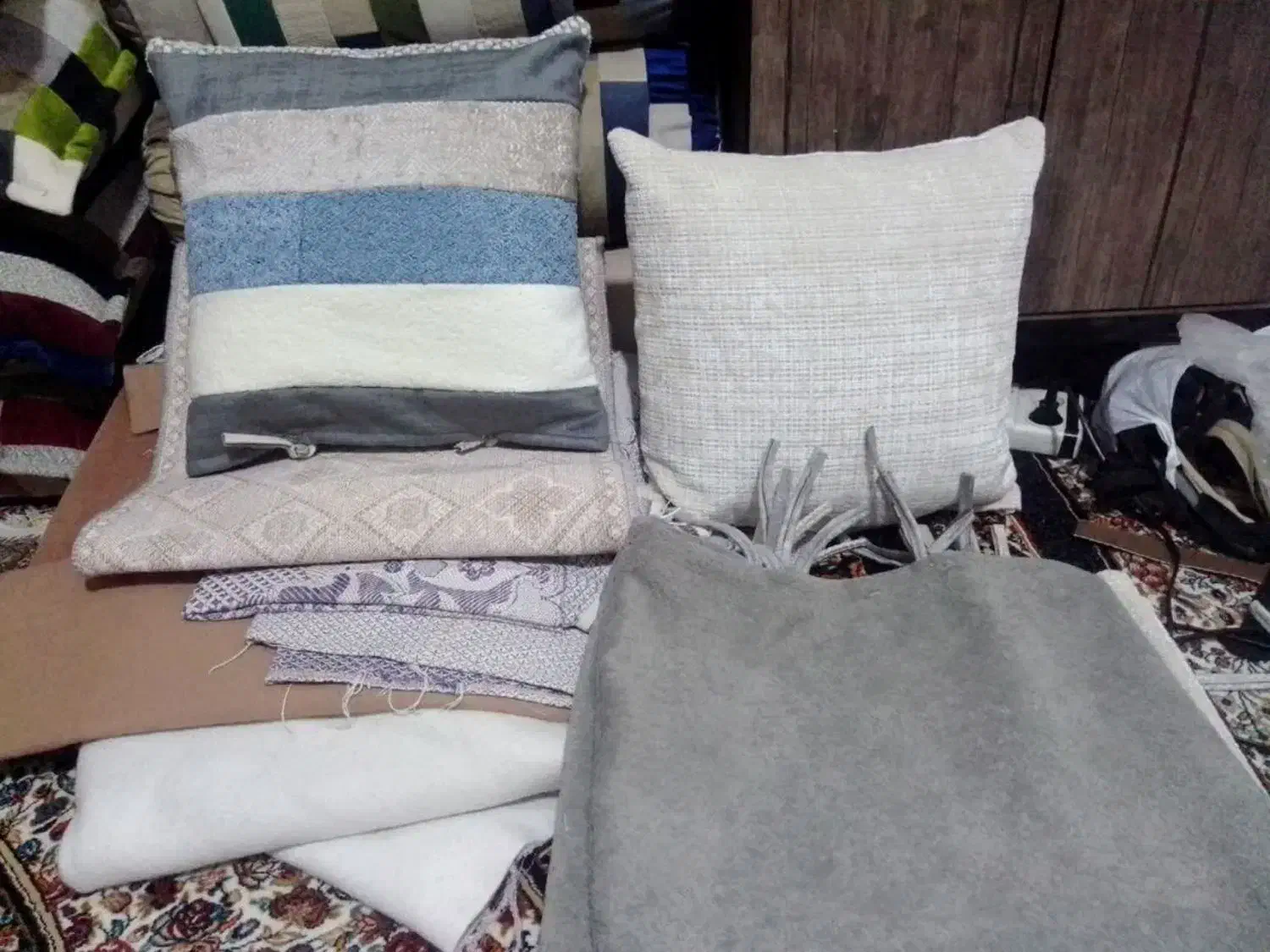 جا رختخوابی کوسن مبل شال مبل روتختی|رختخواب، بالش، پتو|بومهن, |دیوار