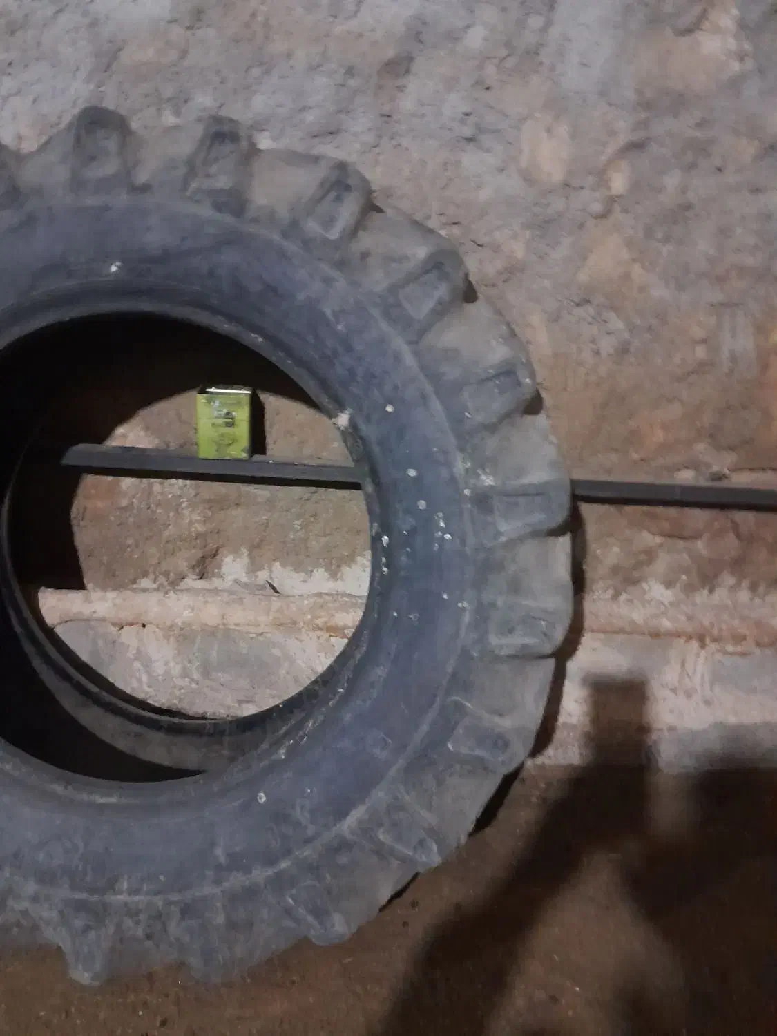 لاستیک بررگ تراکتور|قطعات یدکی و لوازم جانبی|ایذه, |دیوار