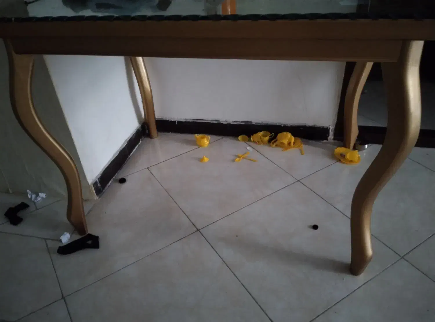 میزو صندلی ۴نفره درحدنونو|میز و صندلی غذاخوری|فولادشهر, B8|دیوار