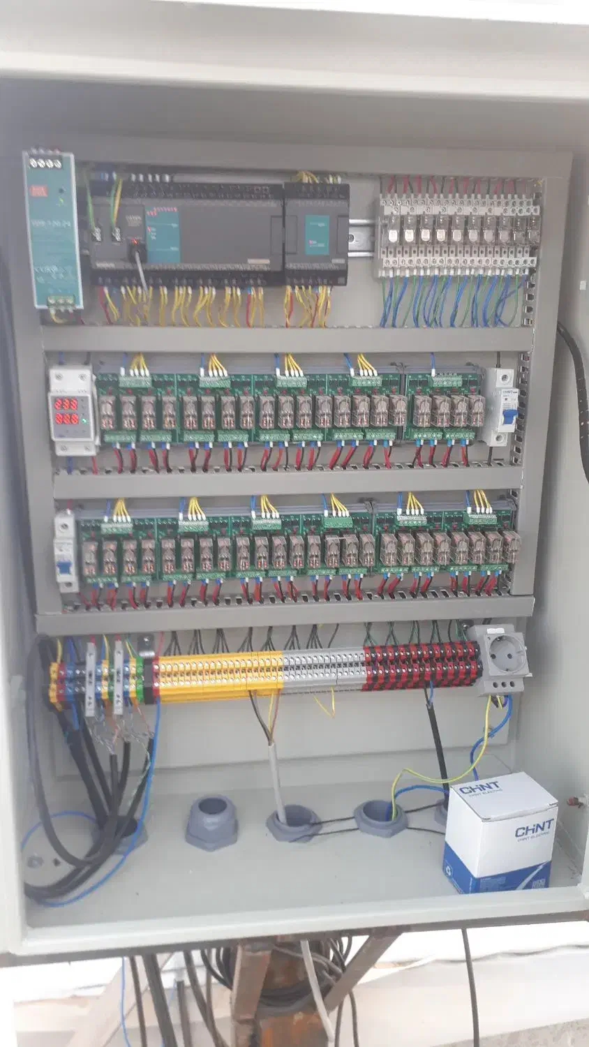 برقکار صنعتی انواع تابلو برق، plc،دیگ بخار|خدمات پیشه و مهارت|اردبیل, |دیوار