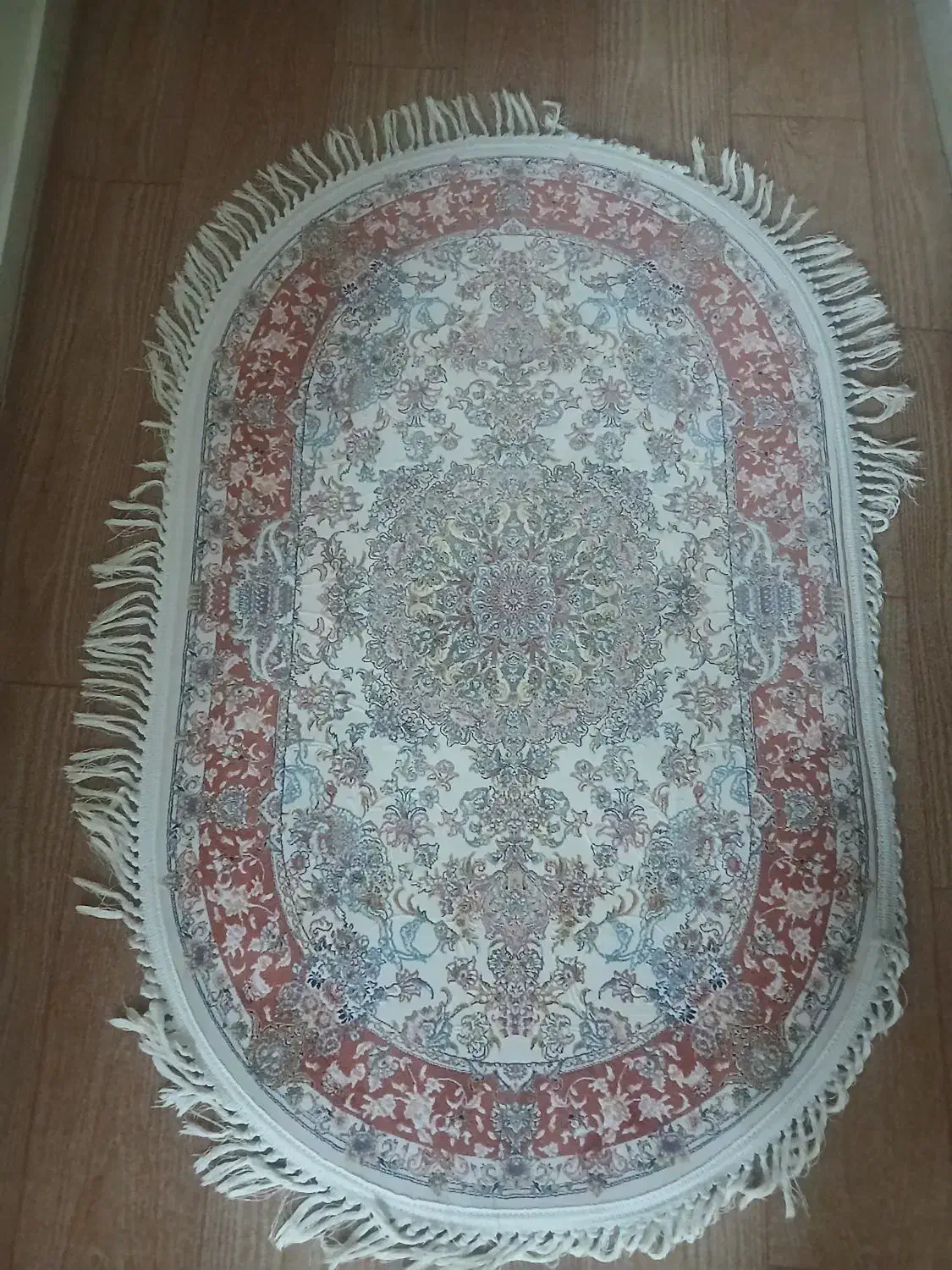 فرش پادری اولیا ۱۰۰شانه یک متری گرد بیضی ۱۲۰|فرش|تبریز, |دیوار