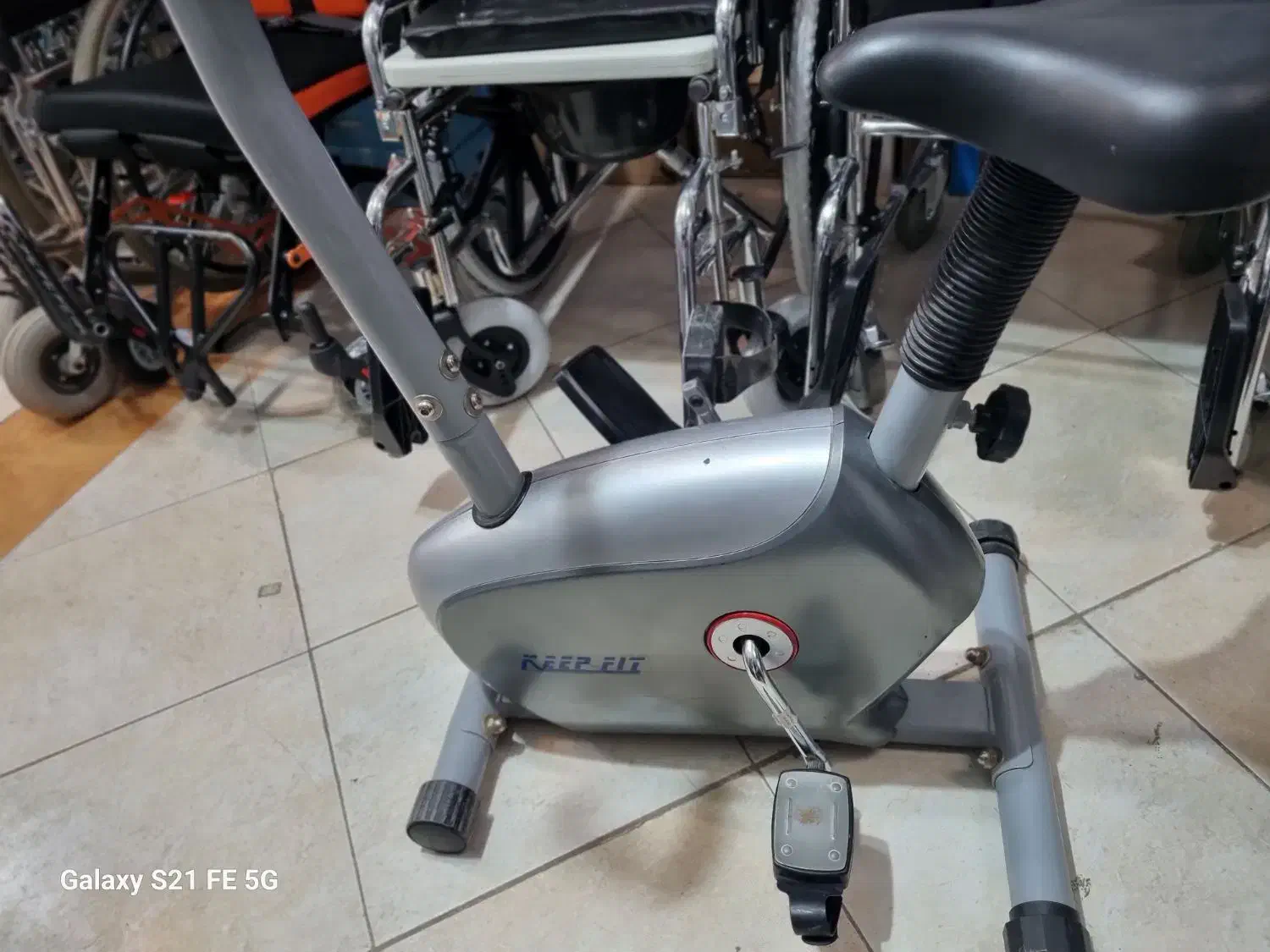 دوچرخه ثابت خانگی|تجهیزات ورزشی|شاهین‌شهر, حافظ جنوبی|دیوار